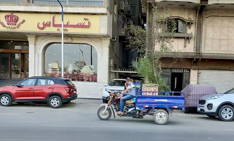 #StreetScene #Cairo #Egypt #2022<br/>© <a href="https://flickr.com/people/32374483@N00" target="_blank" rel="nofollow">32374483@N00</a> (<a href="https://flickr.com/photo.gne?id=52507404408" target="_blank" rel="nofollow">Flickr</a>)