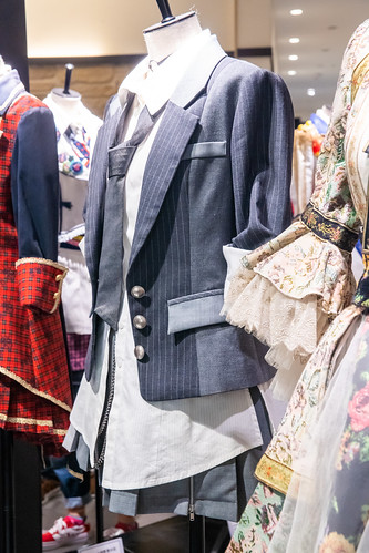 AKB48 Autumn Festival at Daimaru Tokyo: Okada Nana's Costume for Ne mo Ha mo Rumor