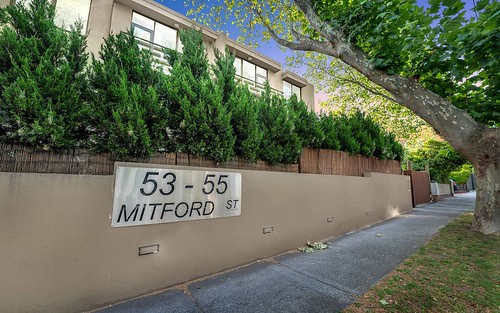 17/53 Mitford Street, Elwood Vic