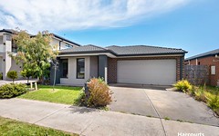 25 Stature Avenue, Clyde North VIC