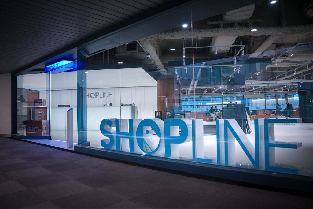 圖 1：SHOPLINE 在台業務穩健成長，十一月入厝全新 1,500 坪辦公室，為全體 500 位員工打造更寬闊、舒適的空間，並持續以最高規格服務全台商家成功創業
