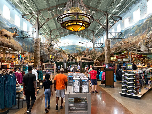 Bass Pro Shop Outdoor World in Opry Mills Mall