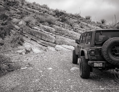 Jeep versus Buda