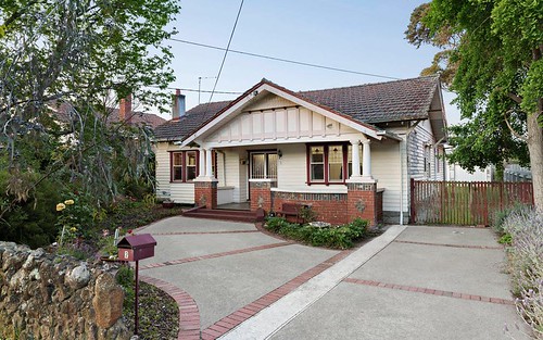 2 Frogmore Rd, Carnegie VIC 3163