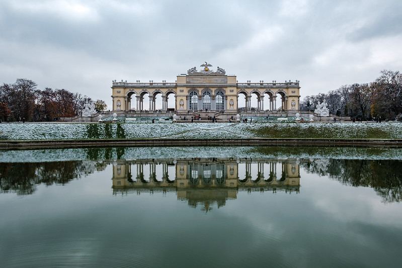 The Gloriette, Schonnbrun Palace Gardens<br/>© <a href="https://flickr.com/people/51035616481@N01" target="_blank" rel="nofollow">51035616481@N01</a> (<a href="https://flickr.com/photo.gne?id=52524970168" target="_blank" rel="nofollow">Flickr</a>)