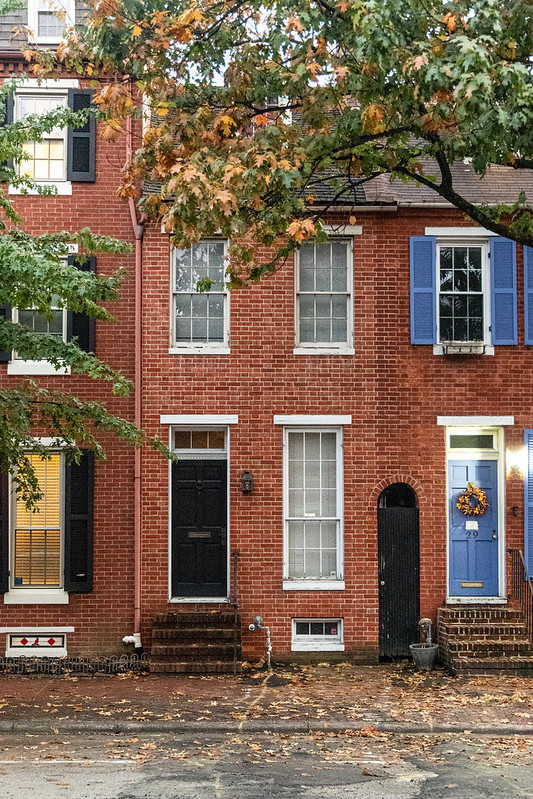 No. 31 East Montgomery Street, Federal Hill, Baltimore, Maryland, United States<br/>© <a href="https://flickr.com/people/32132568@N06" target="_blank" rel="nofollow">32132568@N06</a> (<a href="https://flickr.com/photo.gne?id=52527876135" target="_blank" rel="nofollow">Flickr</a>)