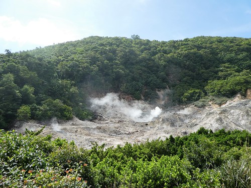St. Lucia - Drive-in Volcano