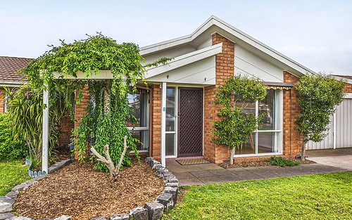8 Amber Ct, Pascoe Vale VIC 3044