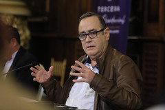 PRESIDENTE GIAMMATTEI DIRIGE TERCERA GIRA PRESIDENCIAL ALCALDES SUCHITEPEQUEZ  SALON BANDERAS PALACIO NACIONAL by Gobierno de Guatemala