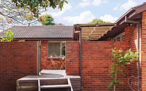 18 Clisby Close, Cook ACT 2614