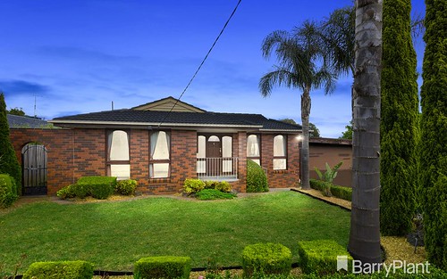 8 Murillo Ct, Wheelers Hill VIC 3150