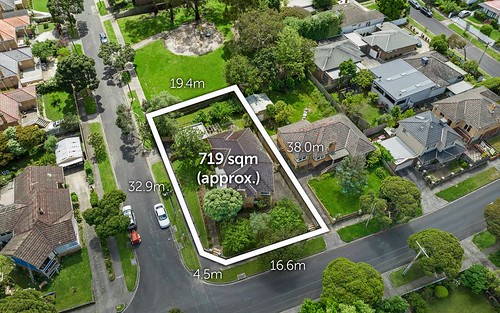 21 Kneale Dr, Box Hill North VIC 3129