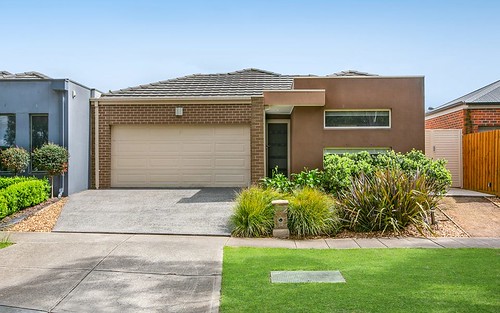36 Rockfield St, Epping VIC 3076