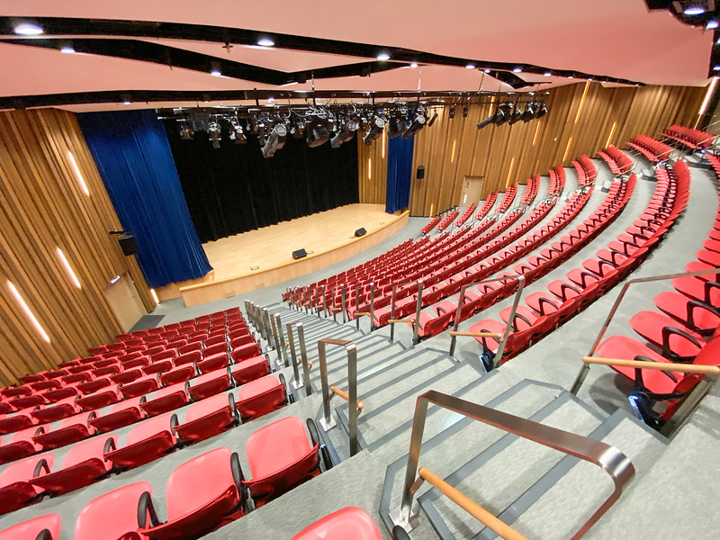 Auditorium 03