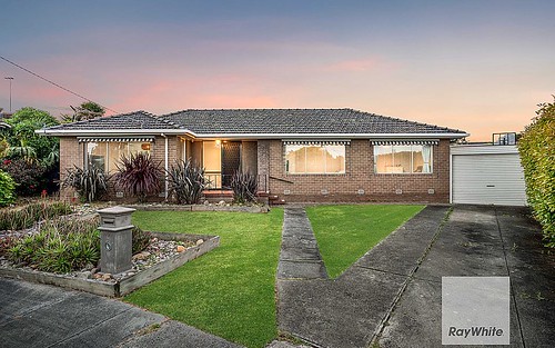 6 Booth Ct, Gladstone Park VIC 3043