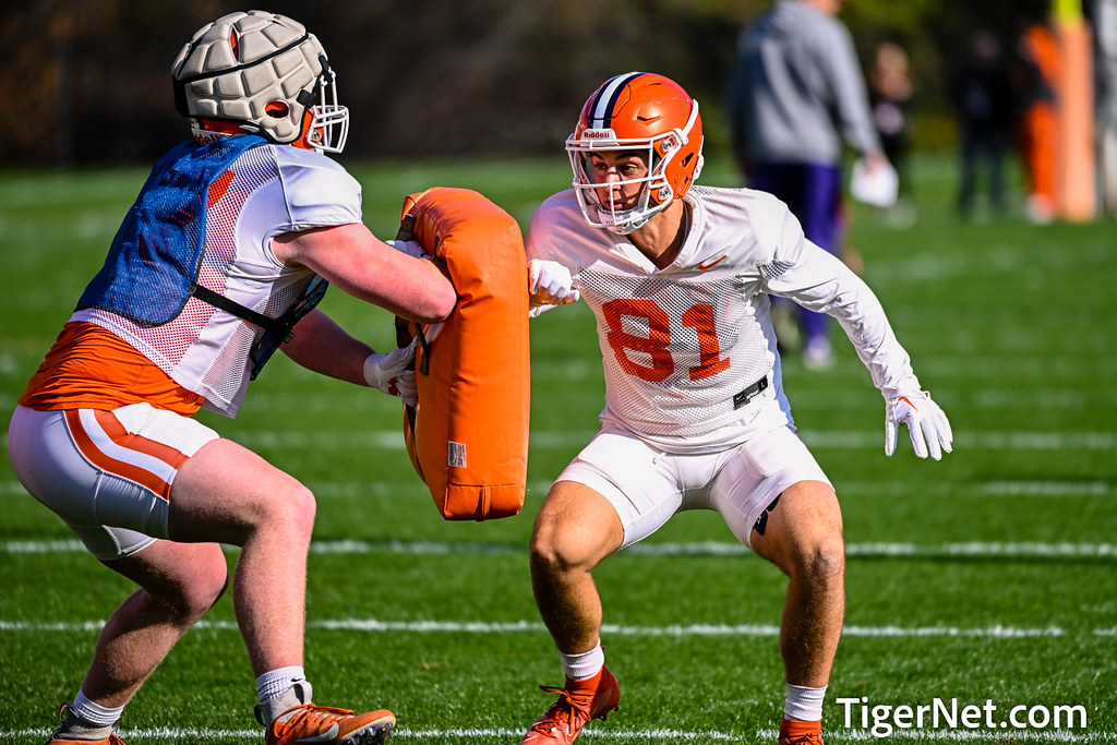 Clemson Football Photo of Drew Swinney