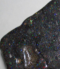 Precious opal in basalt (Honduras) 7