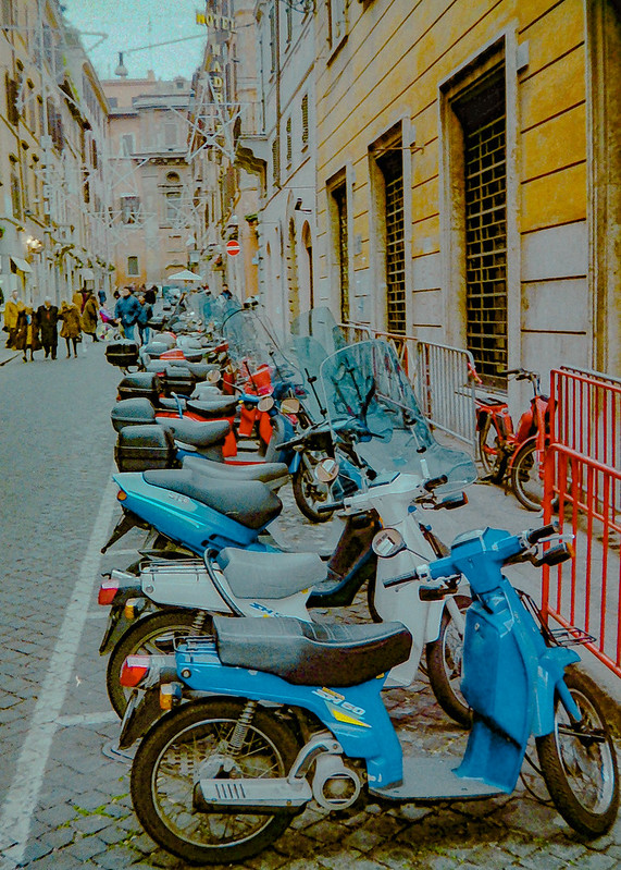 Scooters (1995 on 35mm film) | Rome, Italy<br/>© <a href="https://flickr.com/people/194831868@N08" target="_blank" rel="nofollow">194831868@N08</a> (<a href="https://flickr.com/photo.gne?id=52565942819" target="_blank" rel="nofollow">Flickr</a>)