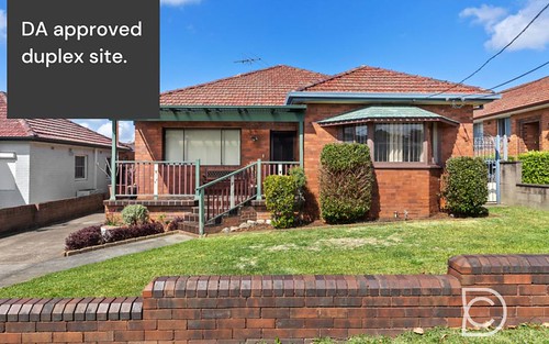 28 Currawang St, Concord West NSW 2138