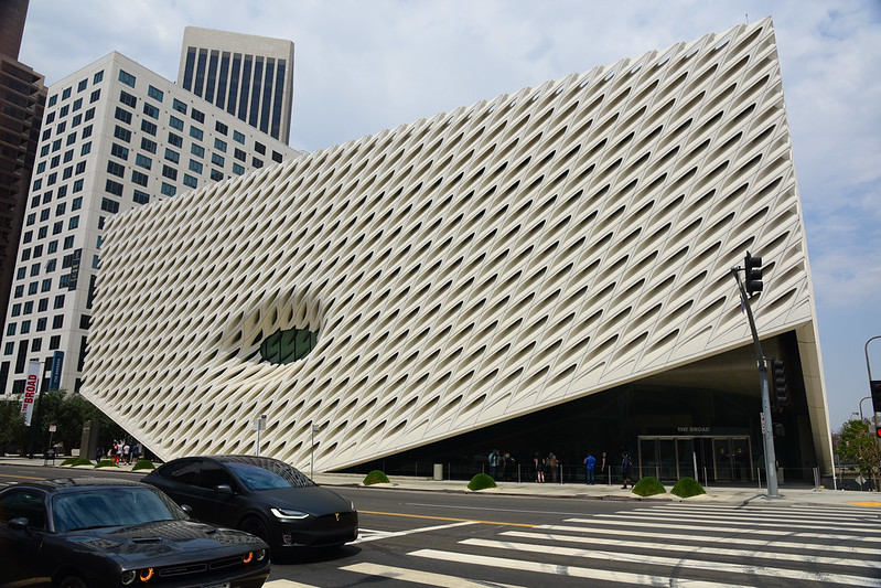 The Broad<br/>© <a href="https://flickr.com/people/55422317@N06" target="_blank" rel="nofollow">55422317@N06</a> (<a href="https://flickr.com/photo.gne?id=52571225234" target="_blank" rel="nofollow">Flickr</a>)