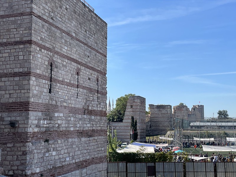 Istanbul City Walls<br/>© <a href="https://flickr.com/people/29402953@N02" target="_blank" rel="nofollow">29402953@N02</a> (<a href="https://flickr.com/photo.gne?id=52599095220" target="_blank" rel="nofollow">Flickr</a>)