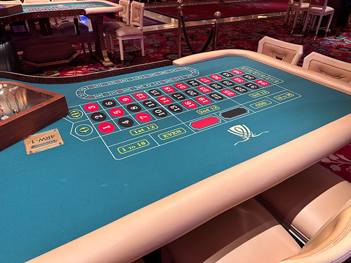 Las Vegas Roulette Table