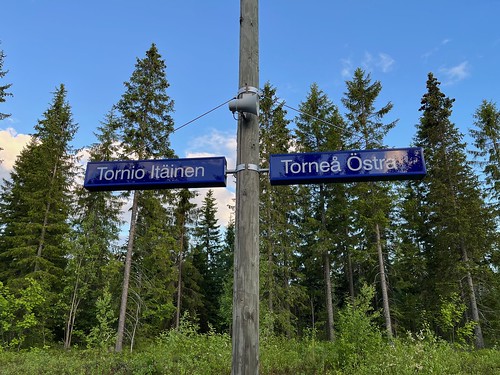 Tornio Itäinen - Tornio Östra sign