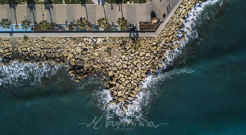 Limassol 2022-Molos park aerial view<br/>© <a href="https://flickr.com/people/56352871@N00" target="_blank" rel="nofollow">56352871@N00</a> (<a href="https://flickr.com/photo.gne?id=52620114482" target="_blank" rel="nofollow">Flickr</a>)
