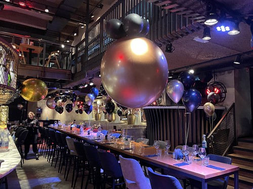 Reuzeballon Chrome Goud Cafe in the City Rotterdam