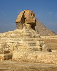 Great Sphinx of Giza in Egypt. Believed to have been created by pharaoh Khafre (Greek Chephren) of the 4th Dynasty Old Kingdom in association with his pyramid, this guardian of the Giza Plateau is said to have been built around 2500 BC. #sphinx #egypt