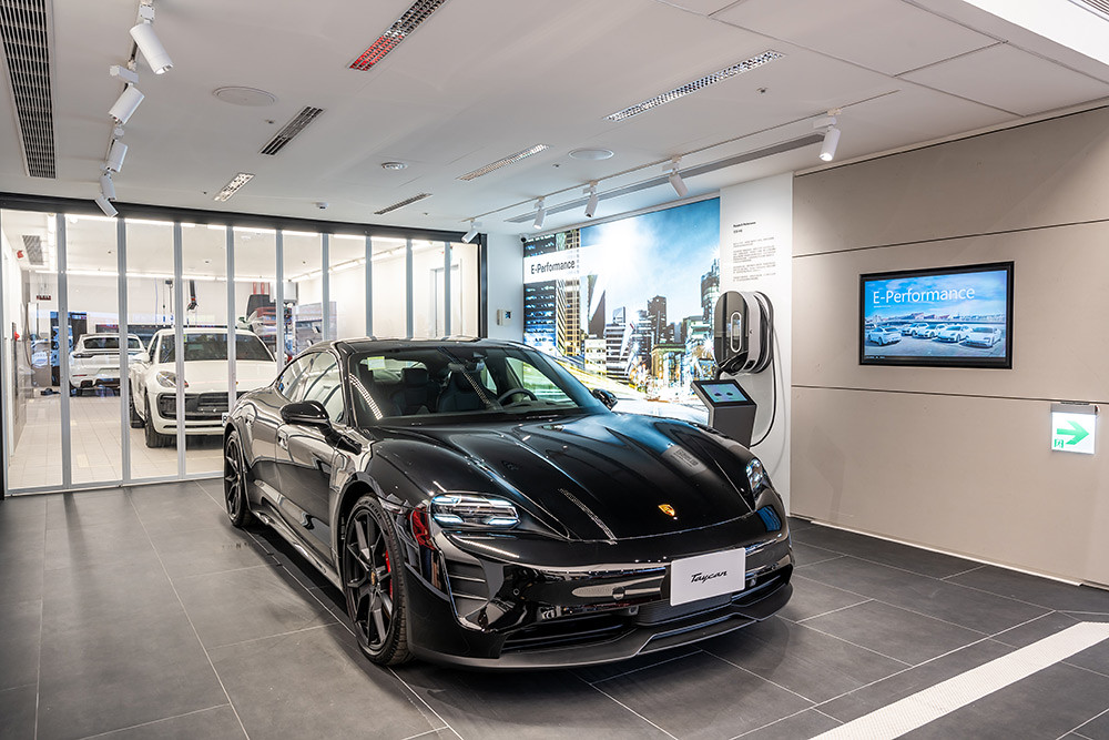 6億打造台南保時捷中心今啟用、採Destination Porsche概念!專注尊榮顧客體驗、還吃得到鼎泰豐小籠包 15 Porsche 230117-6
