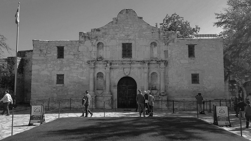 The Alamo | San Antonio, Texas, USA<br/>© <a href="https://flickr.com/people/194831868@N08" target="_blank" rel="nofollow">194831868@N08</a> (<a href="https://flickr.com/photo.gne?id=52638457757" target="_blank" rel="nofollow">Flickr</a>)