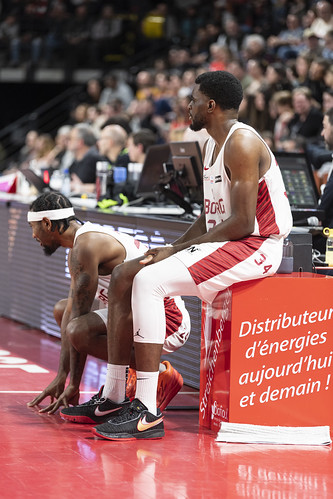 JL Bourg vs Fos Provence Basket - ©Jacques Cormarèche