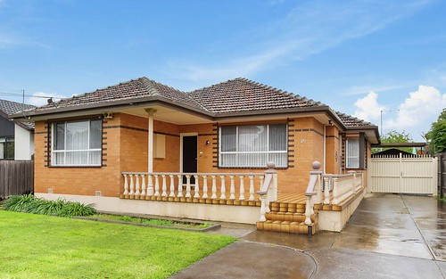 20 Riviera Rd, Avondale Heights VIC 3034