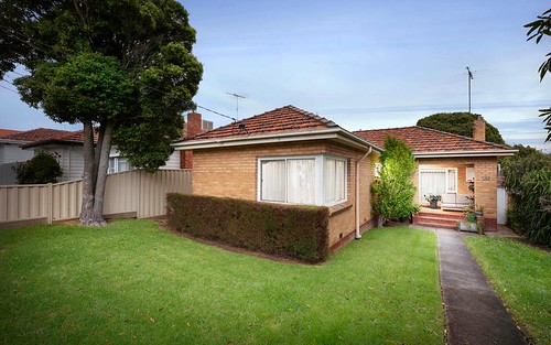 29 Winifred St, Pascoe Vale South VIC 3044