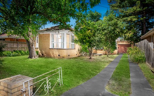 18 Gladesville Dr, Bentleigh East VIC 3165