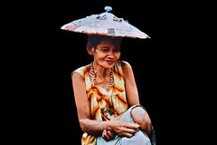 Indonesia - Borneo - Dayak Woman - 7g
