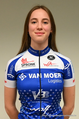 Van Moer Logistics Cycling Team (170)