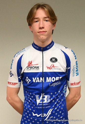 Van Moer Logistics Cycling Team (132)