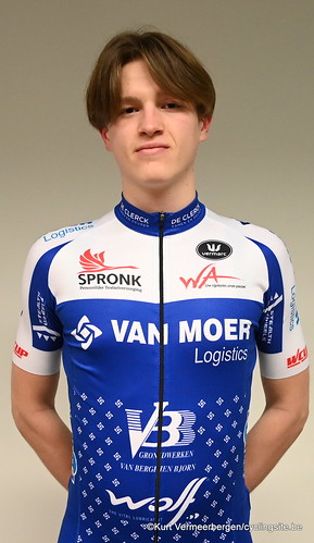 Van Moer Logistics Cycling Team (126)