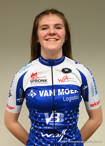 Van Moer Logistics Cycling Team (166)