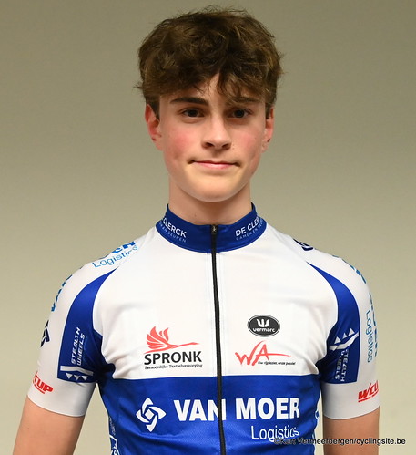 Van Moer Logistics Cycling Team (16)