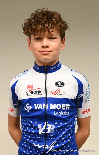 Van Moer Logistics Cycling Team (44)