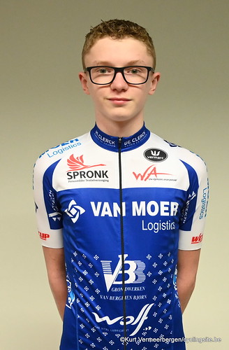 Van Moer Logistics Cycling Team (6)