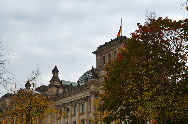 Reichstag Building [Berlin - 13 October 2022]<br/>© <a href="https://flickr.com/people/43056966@N07" target="_blank" rel="nofollow">43056966@N07</a> (<a href="https://flickr.com/photo.gne?id=52669248537" target="_blank" rel="nofollow">Flickr</a>)