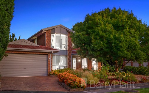 10 Sovereign Pl, Wantirna South VIC 3152