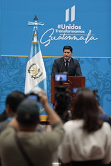 CONFERENCIA DE PRENSA SEMANAL DE FUNCIONARIOS PATIO DE LA PAZ by Gobierno de Guatemala