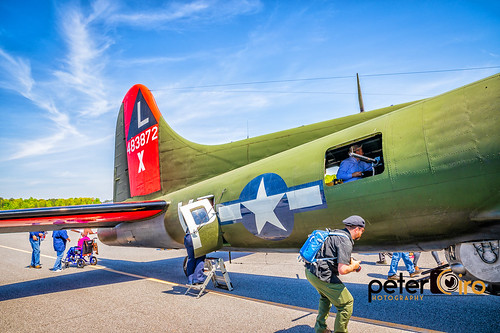B-17 Texas Raiders Plane that Crashed at the Dallas Airshow Today