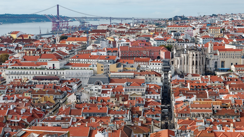 Lisboa city scape<br/>© <a href="https://flickr.com/people/141159723@N05" target="_blank" rel="nofollow">141159723@N05</a> (<a href="https://flickr.com/photo.gne?id=52678428275" target="_blank" rel="nofollow">Flickr</a>)