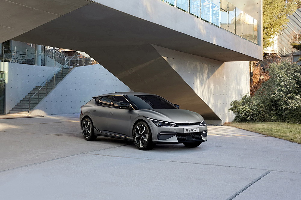 Kia EV6接連奪各大獎項!限量現車即刻入主享充電優惠好康 1 KIA 230210-1